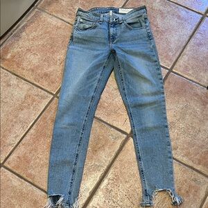 Rag&Bone faded skinny jean. Size 25. Cate Mid Rise Ankle Skinny